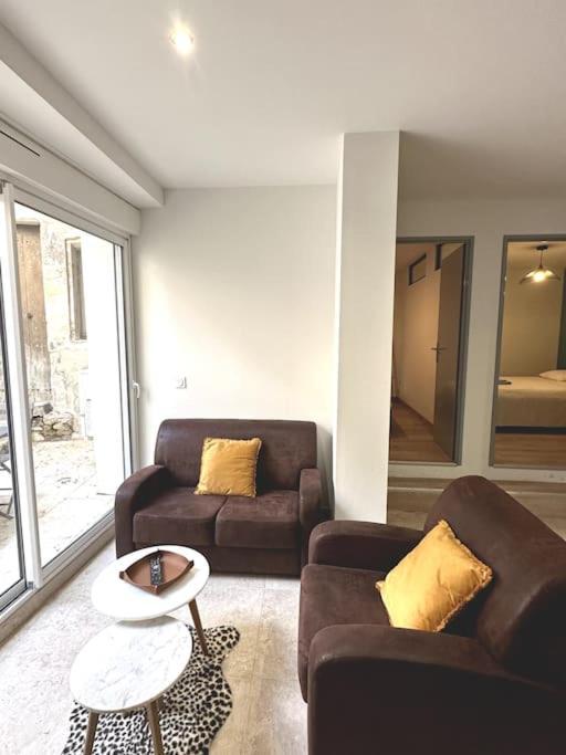 Appartement Centre Ville - Parking Prive - Wifi Nimes Exterior photo